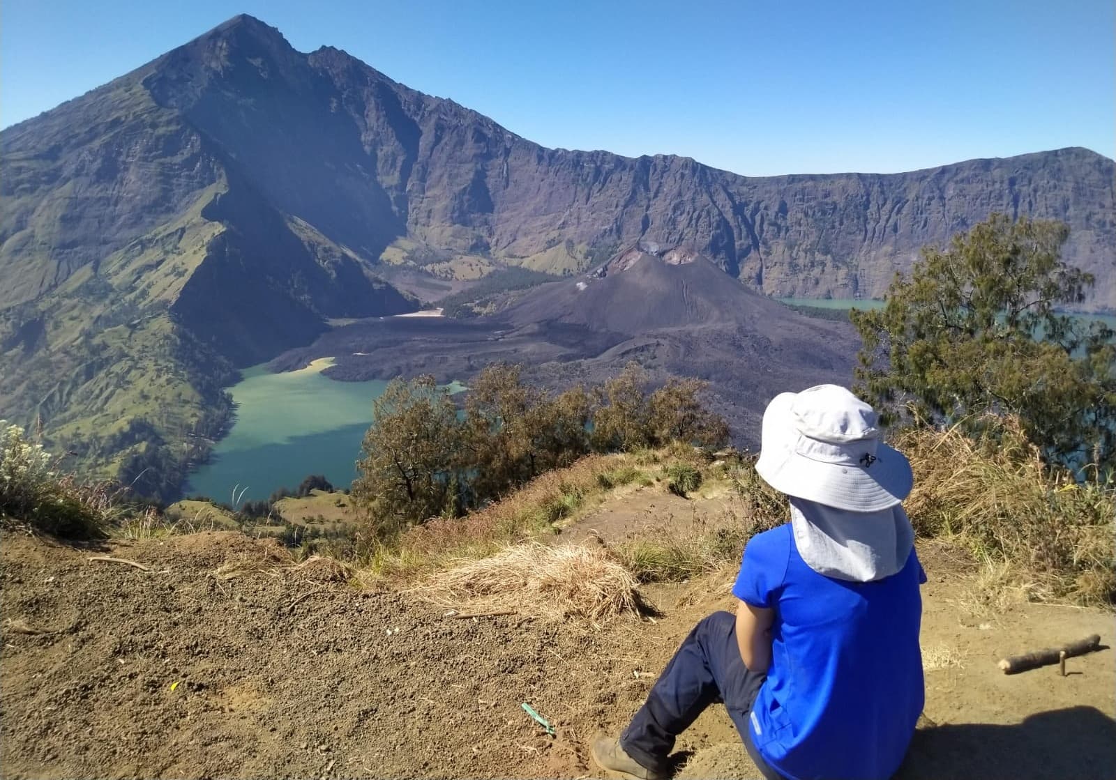Pendakian Puncak Rinjani 2 Hari 1 Malam